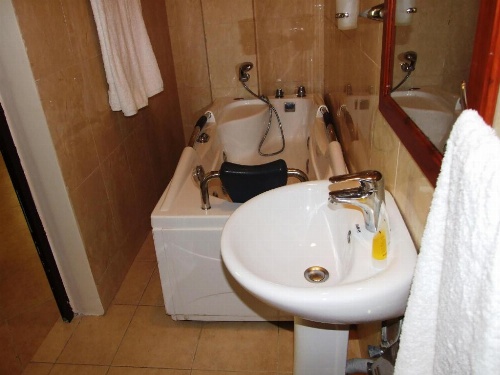 The Grace Land Hotel image 9